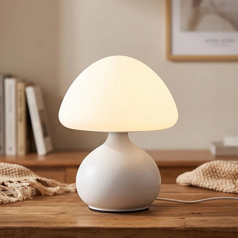 Mushroom-shaped LED table lamp